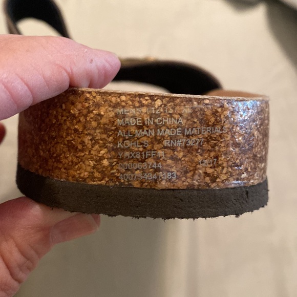 Rock and republic mens sandal - Picture 3 of 5